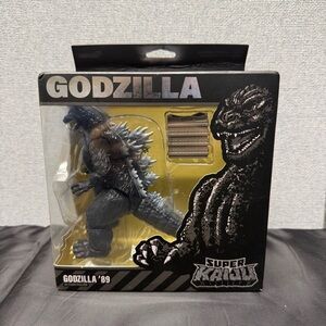 Super7 Toho Deluxe Super Kaiju Godzilla
'89 Action Figure  DAMAGED BOX